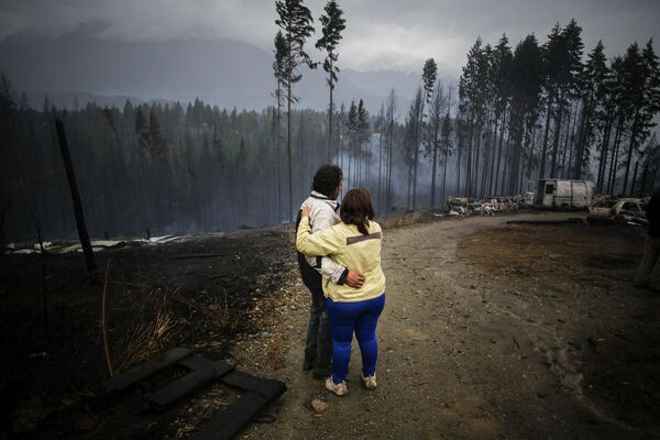 En las provincias de Chubut y Río Negro fueron evacuadas centenares de personas. - Sputnik Mundo