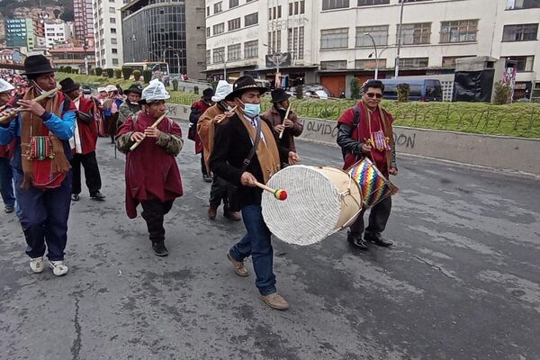 Indígenas y campesinos marcharon en La Paz, Bolivia - Sputnik Mundo