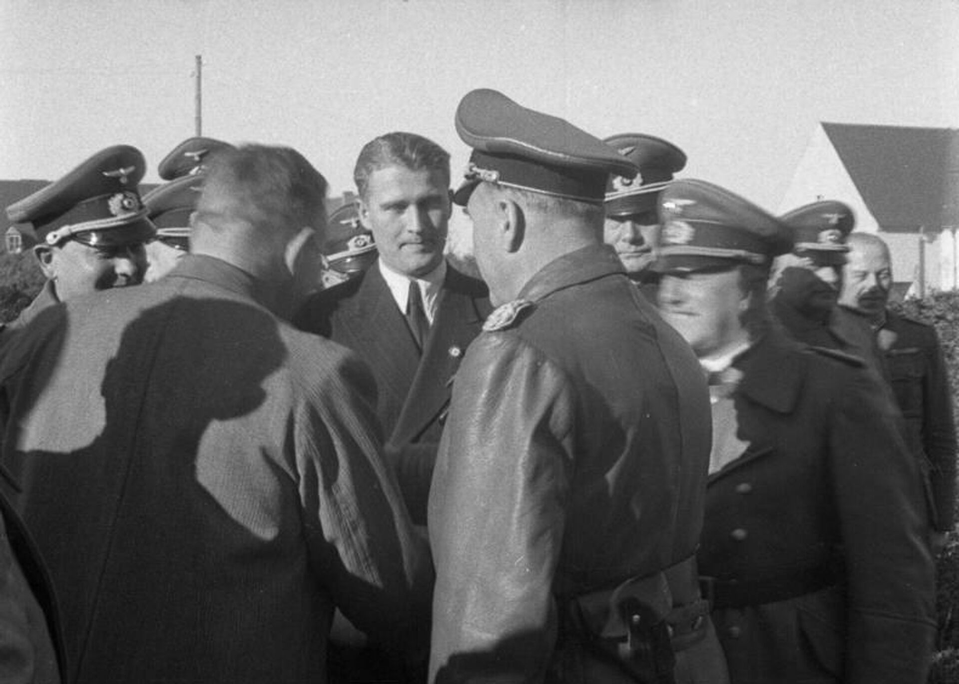 Wernher von Braun y militares nazis - Sputnik Mundo, 1920, 23.03.2021