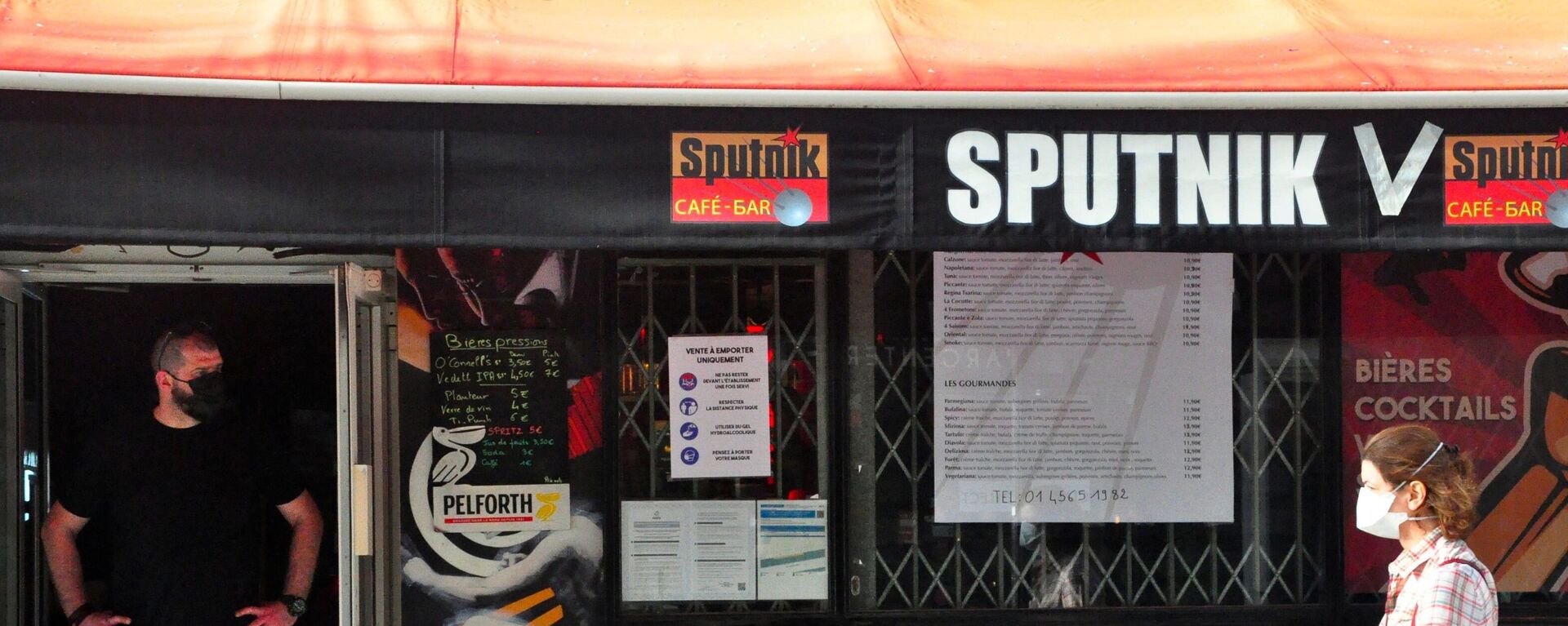 El bar Sputnik V en París - Sputnik Mundo, 1920, 02.04.2021