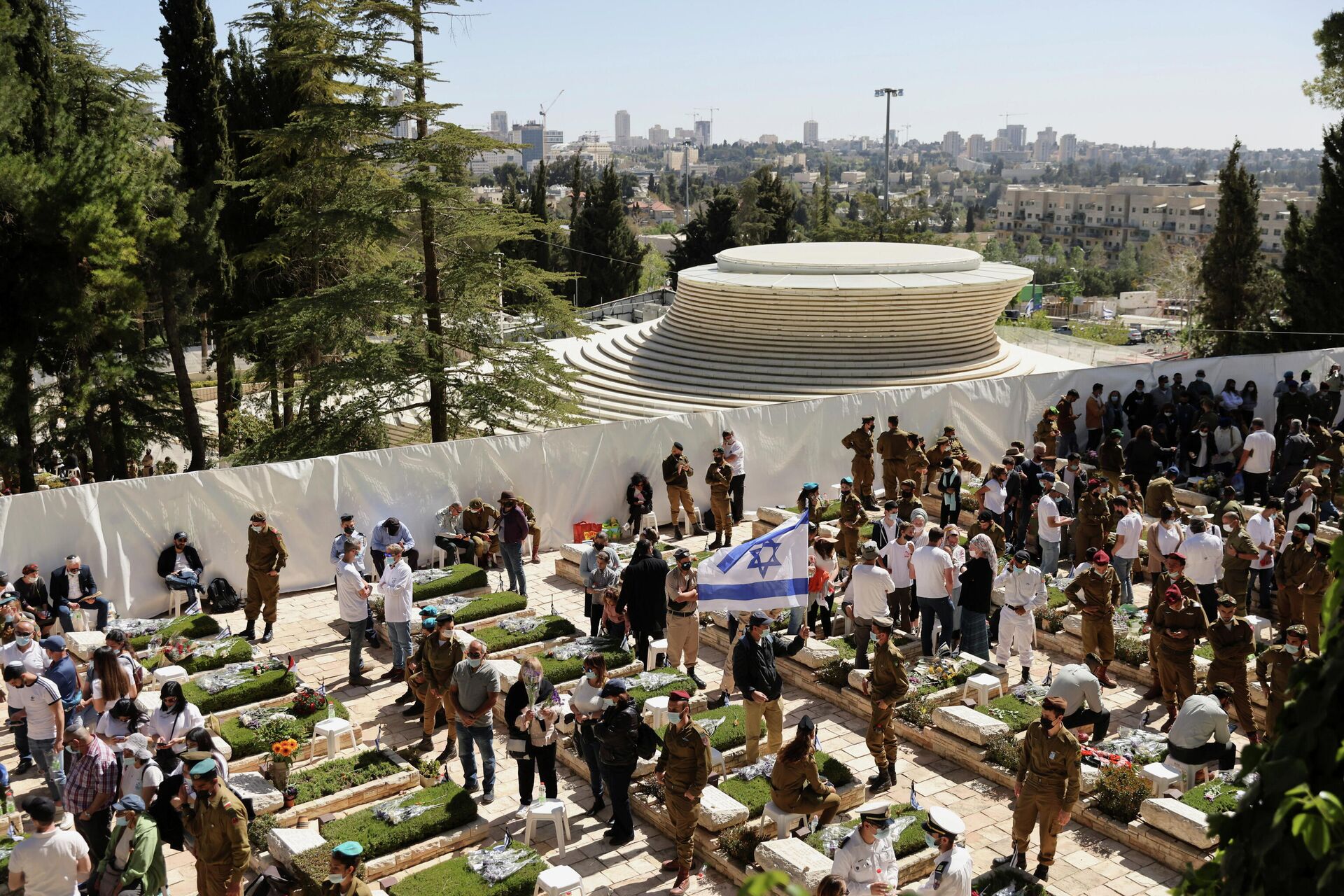 Los israelíes conmemoran a víctimas del terrorismo en el Día de los Caídos, Jerusalem, el 14 de abril de 2021 - Sputnik Mundo, 1920, 14.04.2021