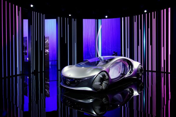Aproximadamente 1.000 empresas de todo el mundo participan en la exposición. En la foto: el concepto del Mercedes-Benz Vision AVTR. - Sputnik Mundo