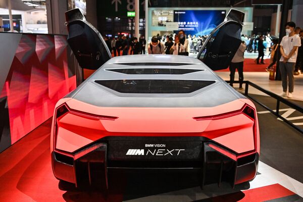 El BMW Vision Next en el XIX Salón Internacional del Automóvil de Shanghái. - Sputnik Mundo