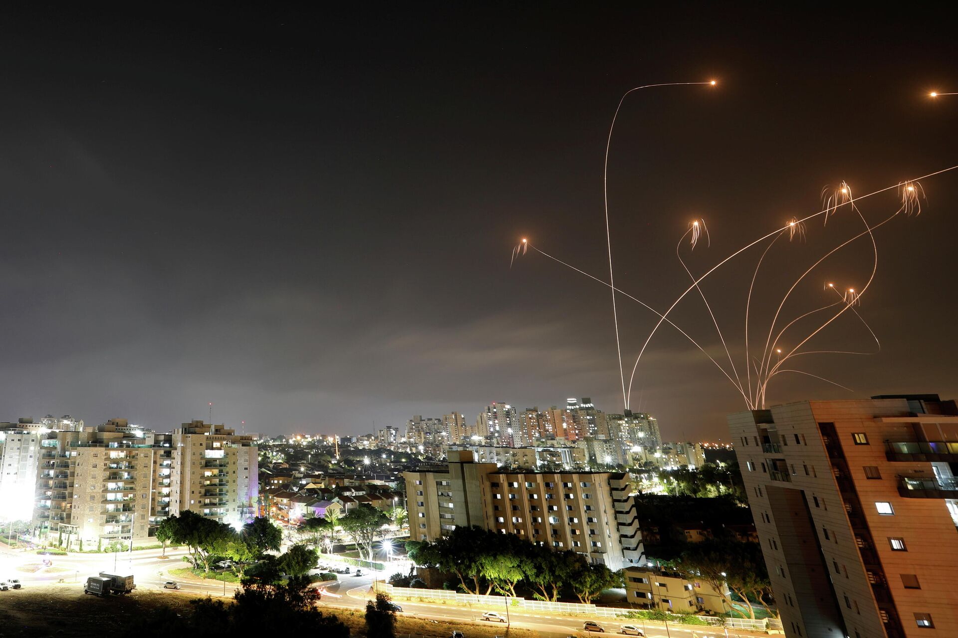 La Cúpula de Hierro israelí intercepta misiles lanzados desde Gaza - Sputnik Mundo, 1920, 23.05.2021