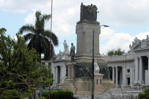 Estatua al expresidente cubano José Miguel Gómez (1909-1913), La Habana, Cuba  - Sputnik Mundo