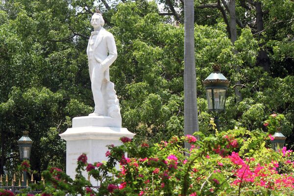 Estatua a Carlos Manuel de Céspedes, Padre de la Patria, La Habana - Sputnik Mundo