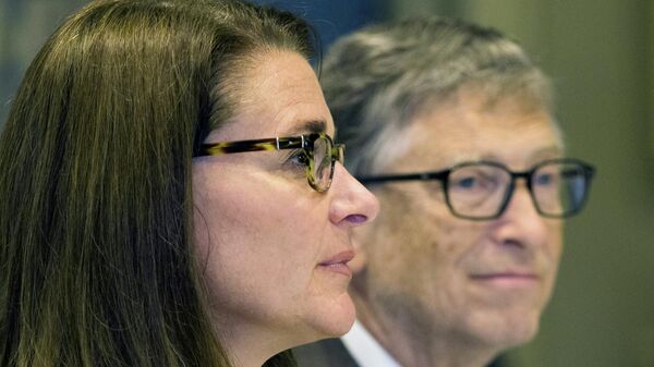 Bill y Melinda Gates en 2015 - Sputnik Mundo