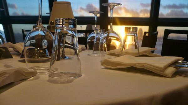 La mesa de un restaurante. Imagen referencial - Sputnik Mundo