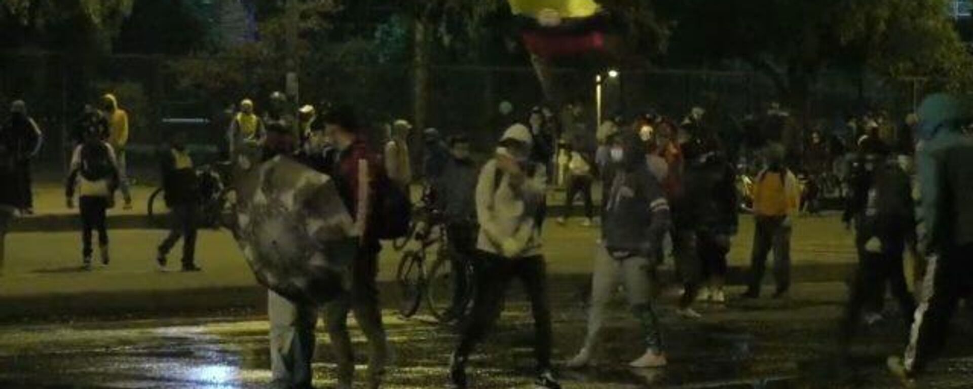 Video: enfrentamientos entre la Policía y los manifestantes durante visita de la CIDH en Colombia - Sputnik Mundo, 1920, 11.06.2021