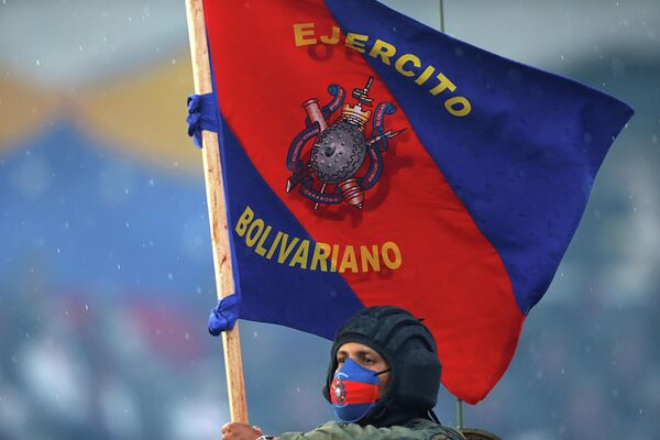  Marcha militar en honor al 200 aniversario de la Batalla de Carabobo en Valencia (Venezuela), el 24 de junio del 2021 - Sputnik Mundo