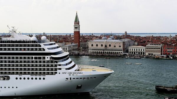 Un crucero en Venecia, Italia - Sputnik Mundo