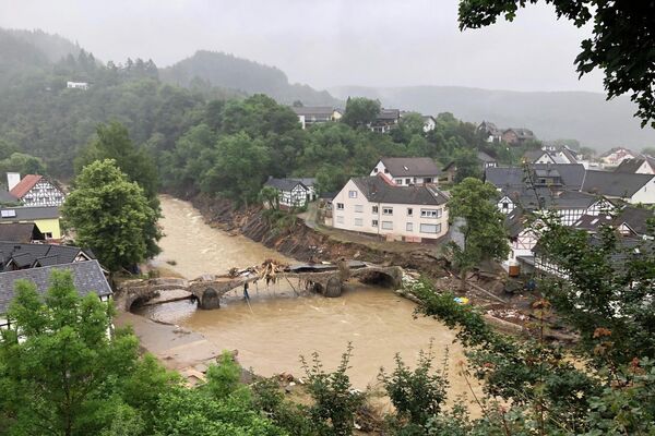 Las consecuencias de las fuertes lluvias en Schuld, Alemania, el 16 de julio de 2021  - Sputnik Mundo