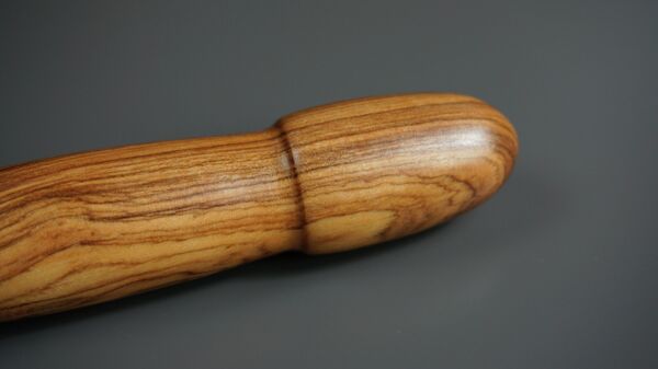 Un pene de madera. Imagen referencial - Sputnik Mundo