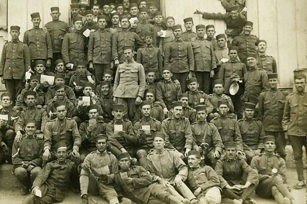Regimiento de Artillería Mixto de Melilla en Marzo de 1920 Cartas Familia  - Sputnik Mundo