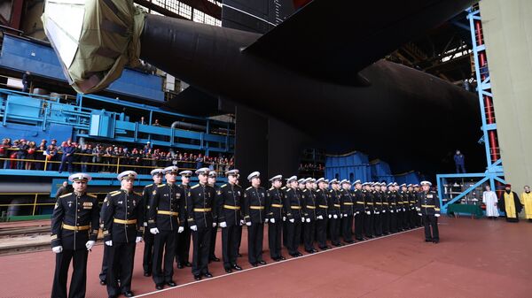 La ceremonia de botadura del submarino nuclear de la cuarta generación Krasnoyarsk - Sputnik Mundo