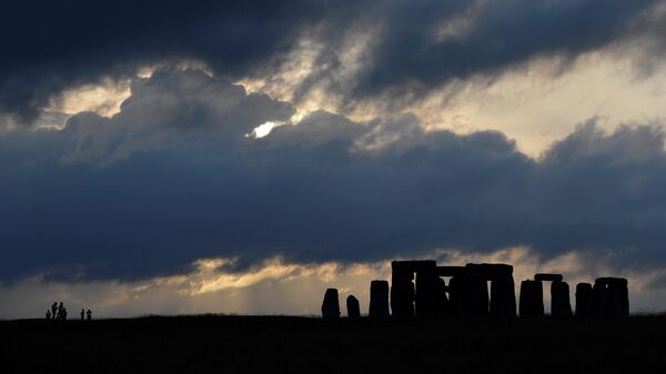 Stonehenge, monumental santuario neolítico en el Reino Unido - Sputnik Mundo