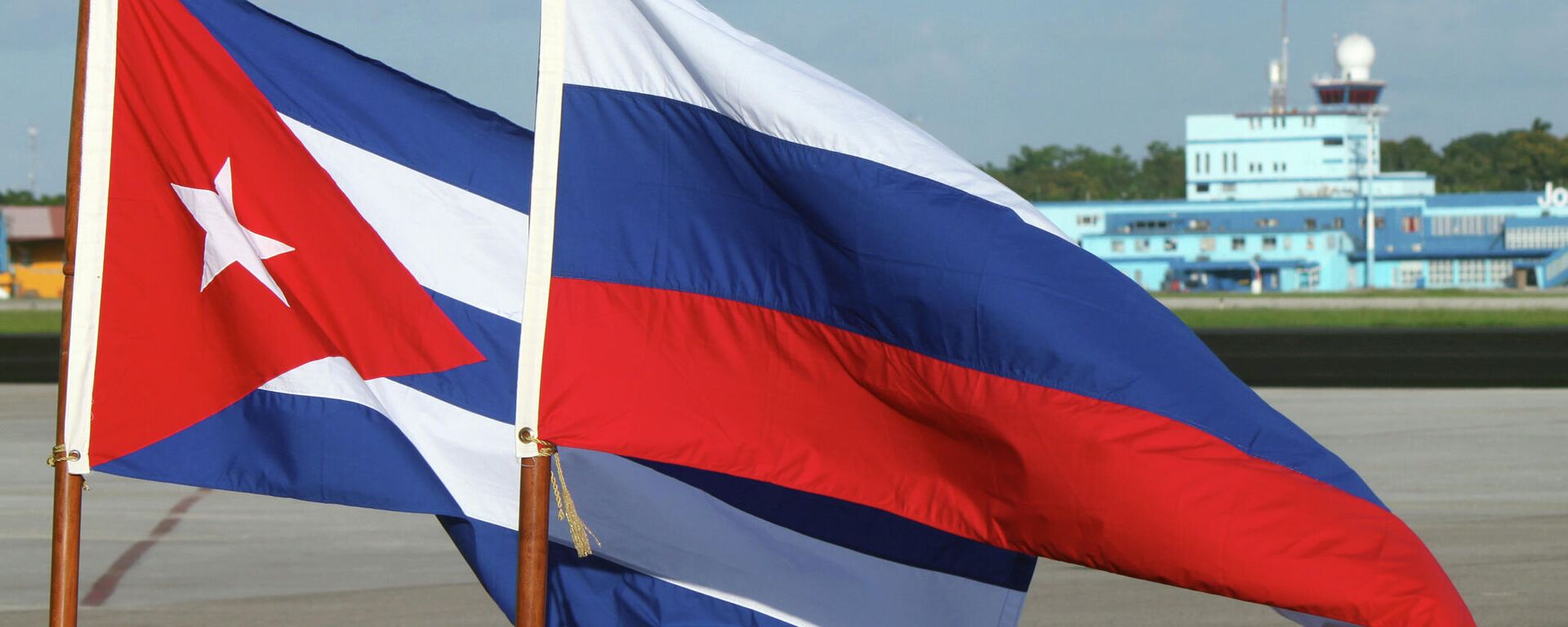Banderas de Rusia y Cuba - Sputnik Mundo, 1920, 20.03.2024