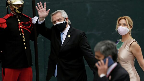 El presidente de Argentina, Alberto Fernández, con su esposa, Fabiola Yáñez - Sputnik Mundo