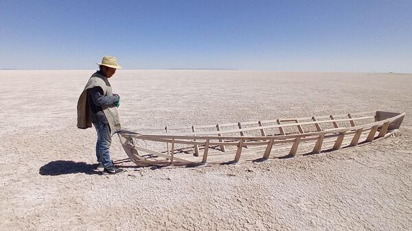 Sequía del lago Poopó, en Oruro, Bolivia - Sputnik Mundo