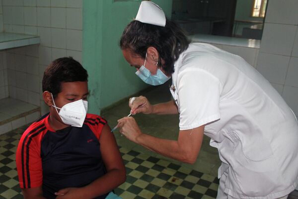Niños vacunados en Cuba - Sputnik Mundo