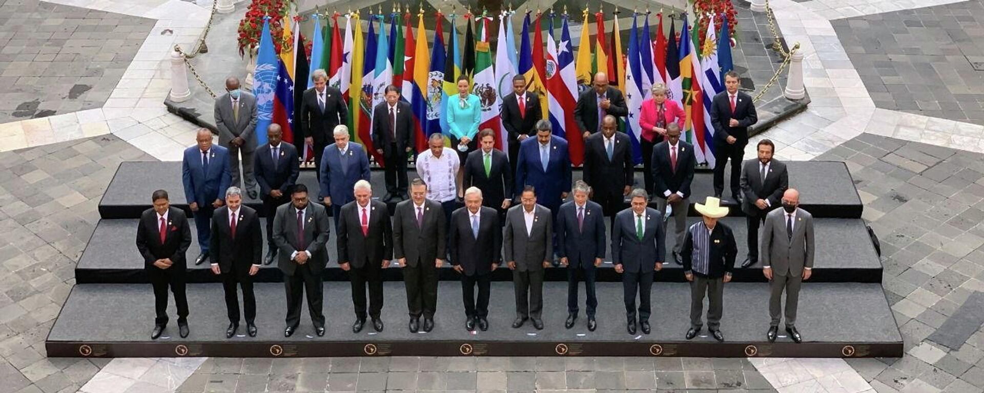 Foto de protocolo de los participantes en la Cumbre de la Comunidad de Estados Latinoamericanos y Caribeños (CELAC) en México, el 18 de septiembre del 2021 - Sputnik Mundo, 1920, 23.09.2021
