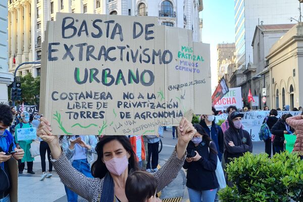 Marcha en Argentina contra la crisis climática - Sputnik Mundo