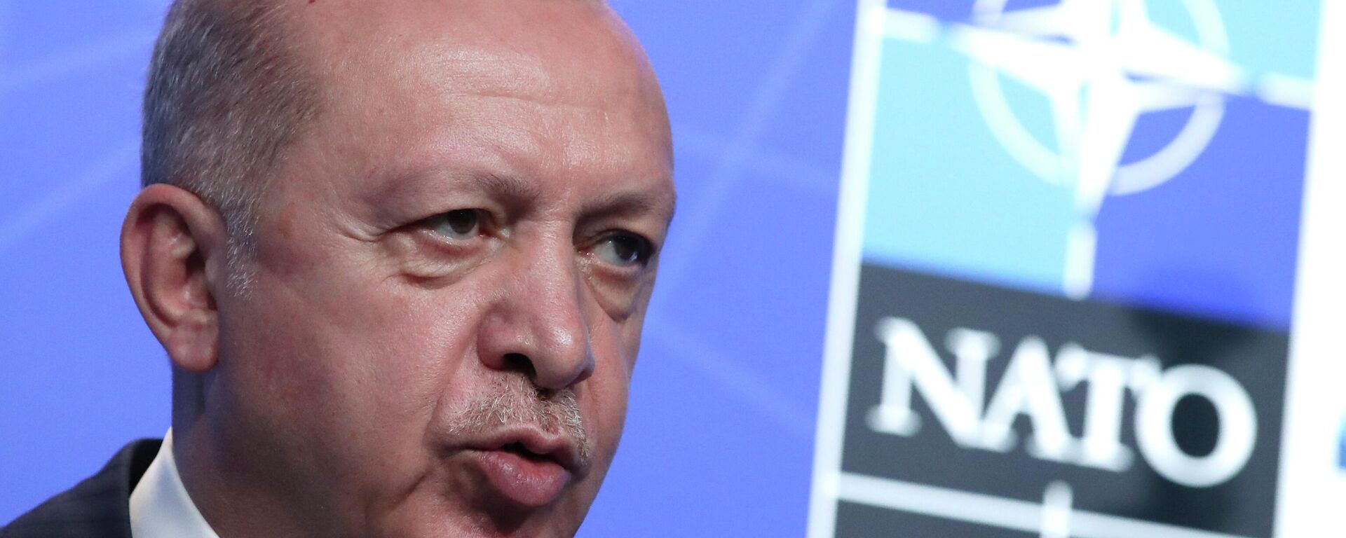 Recep Tayyip Erdogan, presidente de Truquía, durante la cumbre de la OTAN en Bruselas (Bélgica), el 14 de junio del 2021 - Sputnik Mundo, 1920, 18.05.2022