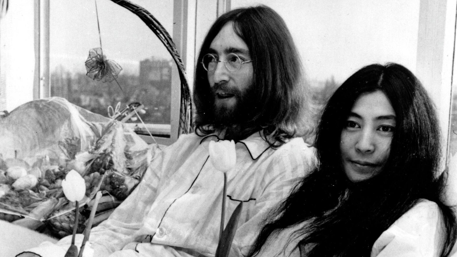 John Lennon y Yoko Ono - Sputnik Mundo, 1920, 11.10.2021