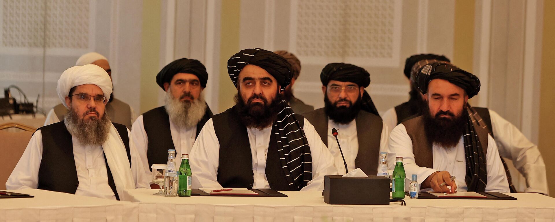 Los representantes del movimiento talibán* en Catar - Sputnik Mundo, 1920, 13.10.2021
