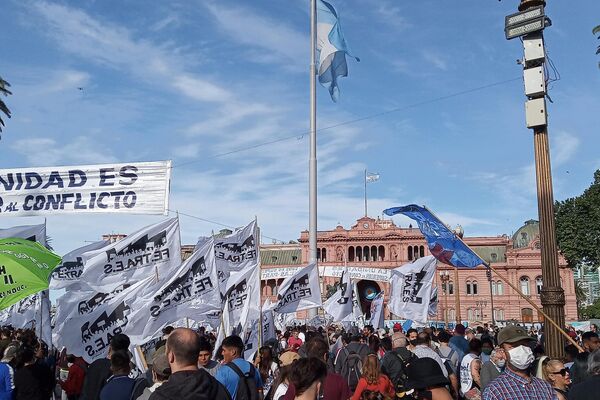 Movilización a Plaza de Mayo  - Sputnik Mundo