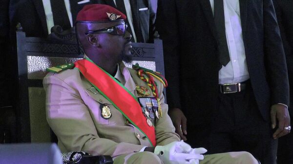 Coronel Mamady Doumbouya, presidente interino de Guinea - Sputnik Mundo