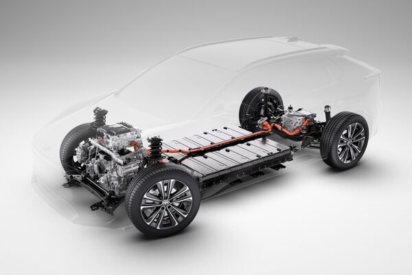 El bZ4X, el primer coche eléctrico de Toyota (detalles) - Sputnik Mundo