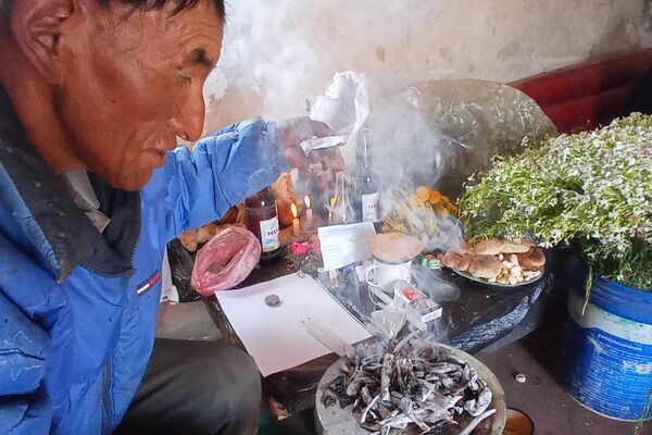 Cómo celebran el Día de los Muertos en una comunidad aymara de Bolivia - Sputnik Mundo