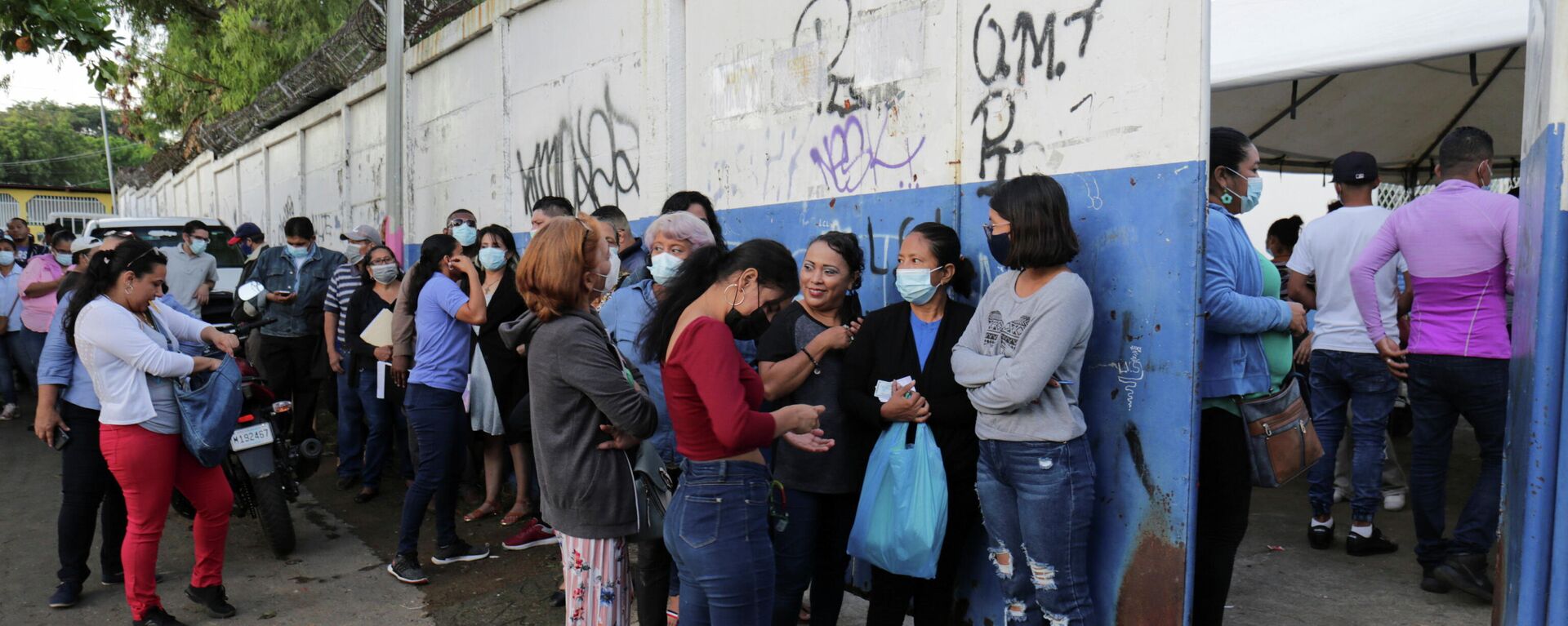 Los nicaragüenses hacen cola para votar, el 7 de noviembre de 2021 - Sputnik Mundo, 1920, 07.11.2021