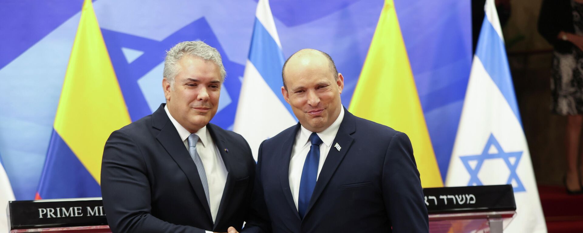 El presidente de Colombia, Iván Duque, junto al primer ministro de Israel, Naftali Bennett  - Sputnik Mundo, 1920, 12.11.2021