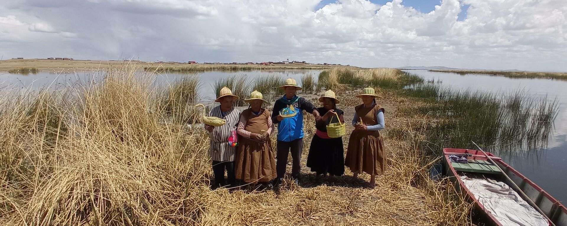 Indígenas de la comunidad uru en el lago Titicaca - Sputnik Mundo, 1920, 16.11.2021