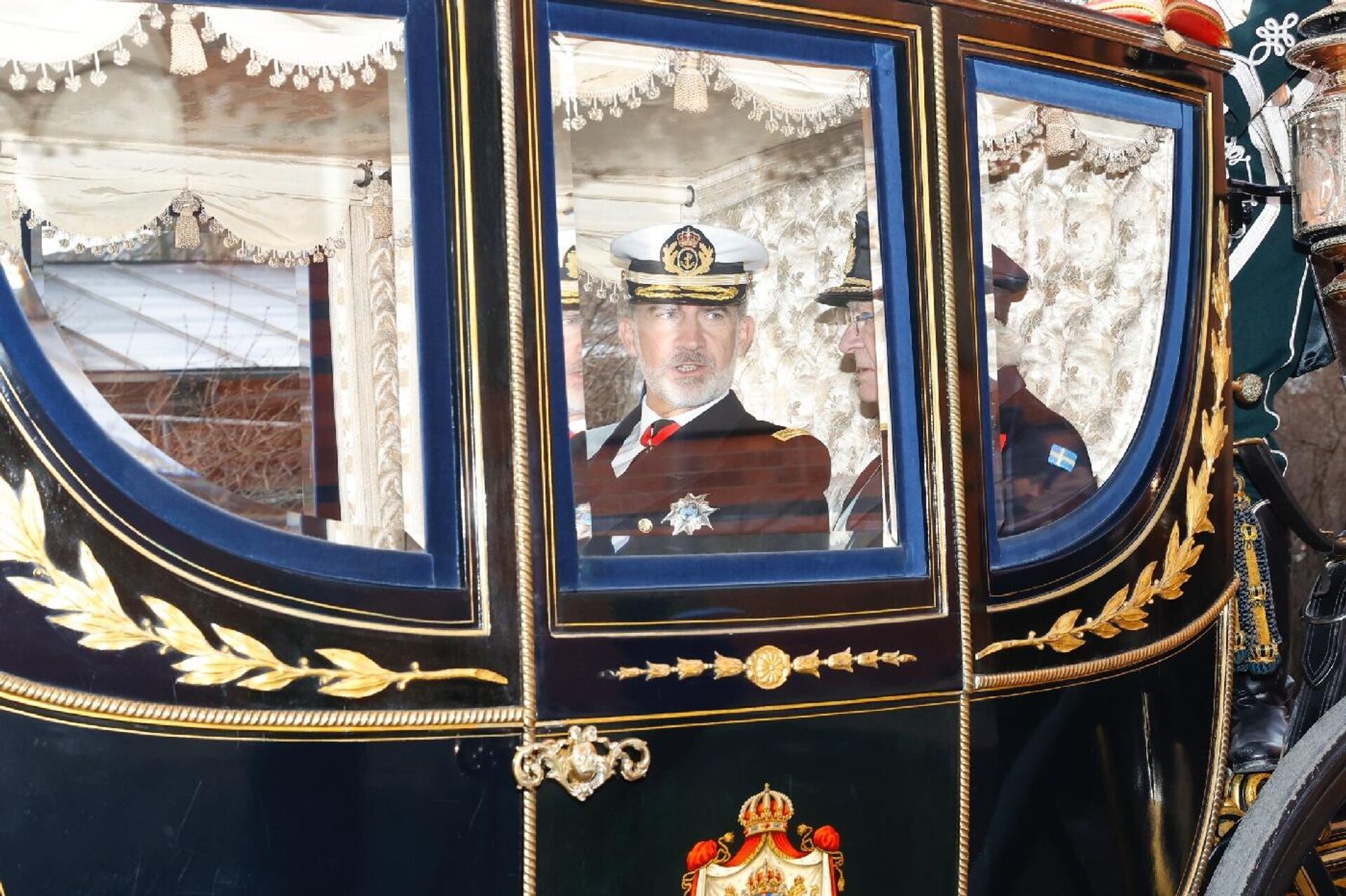 El rey de España acompañado por el rey de Suecia en el carruaje camino al Palacio Real de Estocolmo - Sputnik Mundo, 1920, 24.11.2021