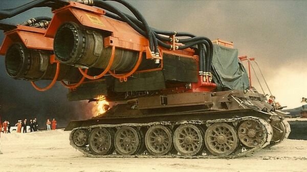 El tanque extintor de incendios Big Wind - Sputnik Mundo