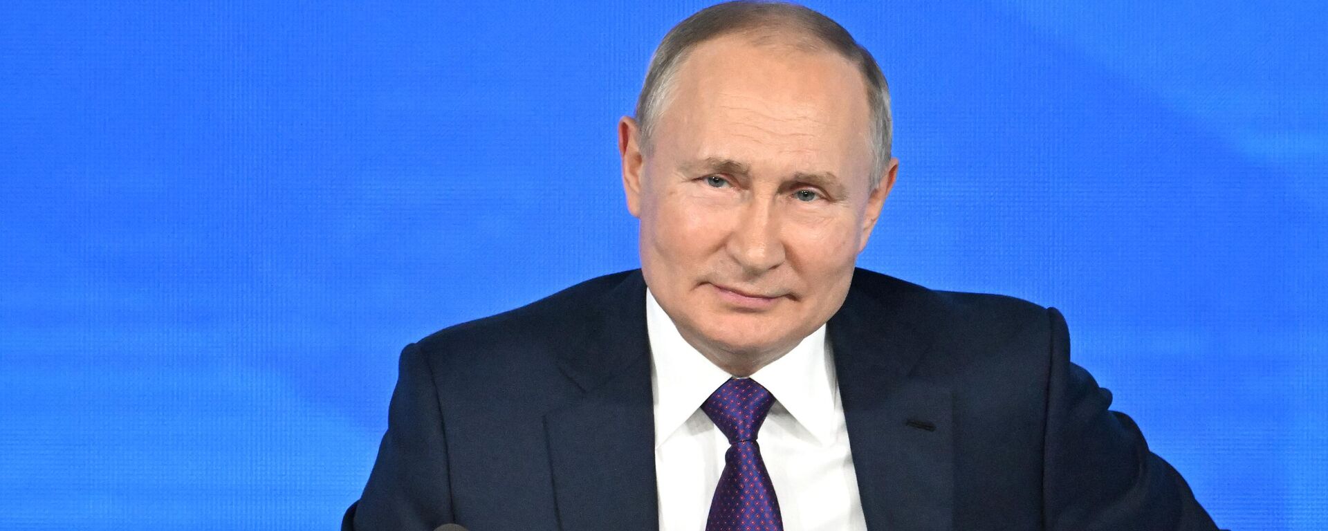 Vladímir Putin, presidente de Rusia, durante la gran conferencia de prensa anual en Moscú (Rusia), el 23 de diciembre del 2021 - Sputnik Mundo, 1920, 24.05.2022