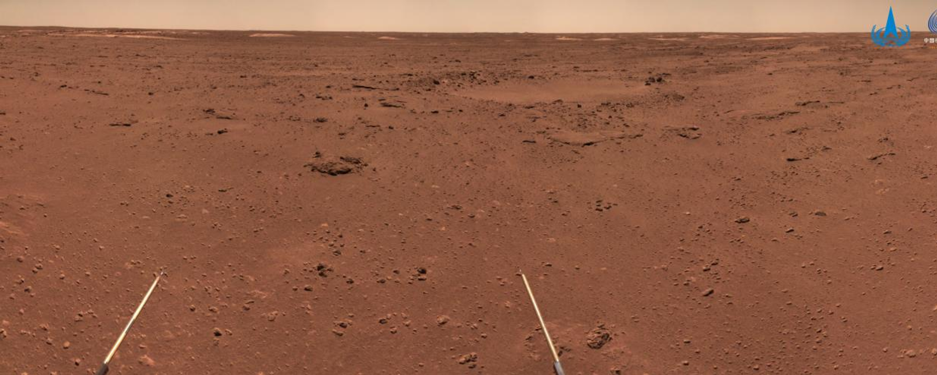 La superficie árida de Marte tomada por el róver Zhurong - Sputnik Mundo, 1920, 02.05.2023