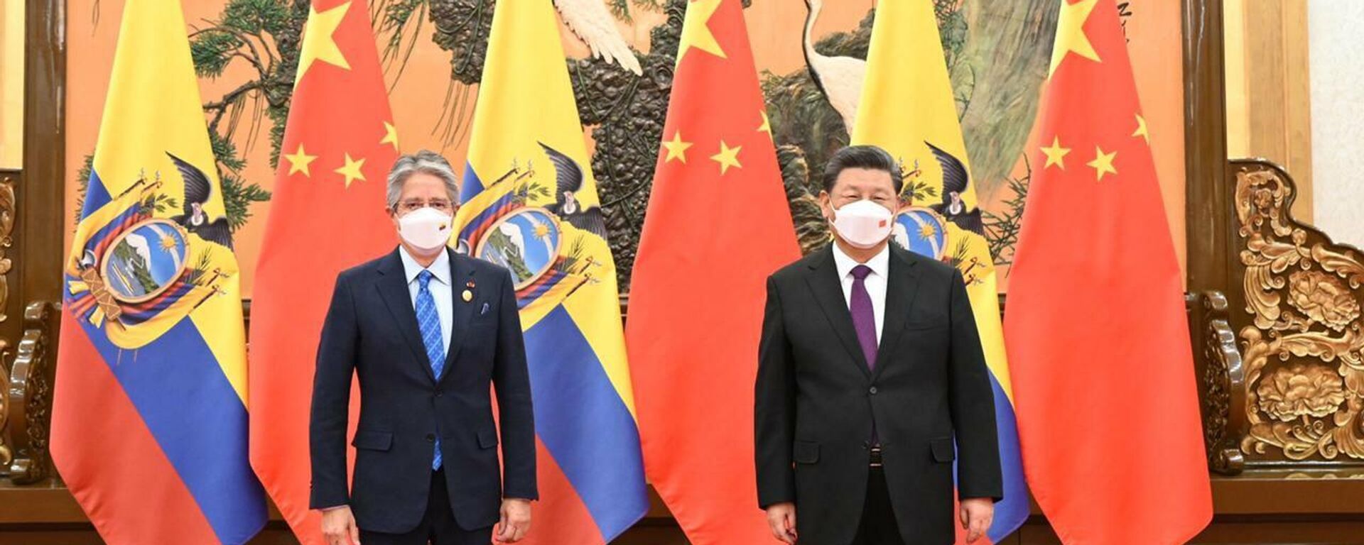 El presidente de Ecuador, Guillermo Lasso, con su homólogo chino, Xi Jinping - Sputnik Mundo, 1920, 05.02.2022