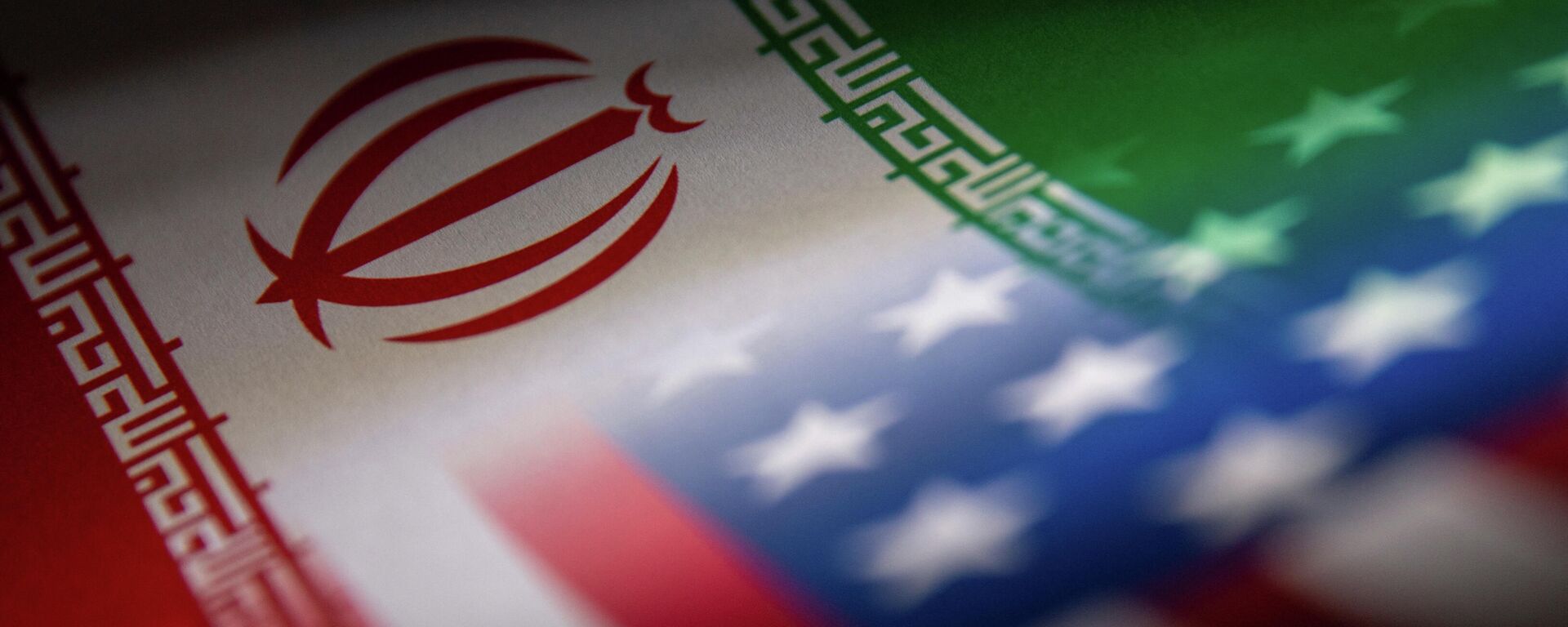 Las banderas de Irán y los Estados Unidos - Sputnik Mundo, 1920, 07.02.2022