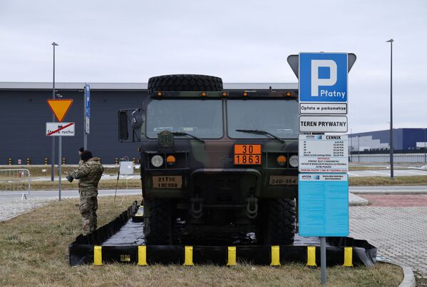 Los militares estadounidenses planean desplegarse cerca de la frontera con Ucrania. - Sputnik Mundo