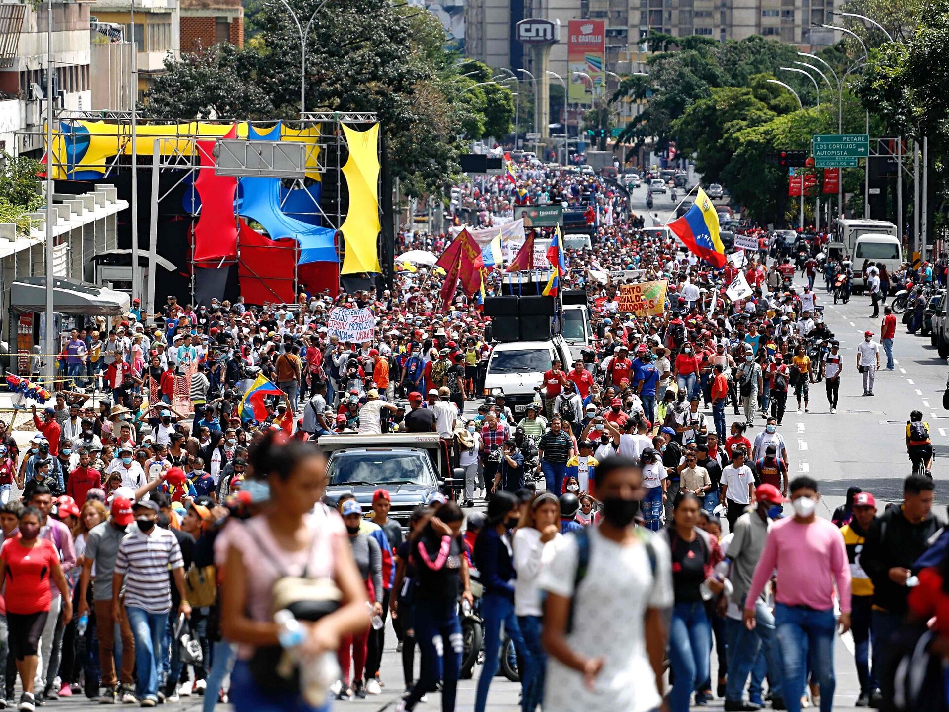 Chavistas se movilizaron en respaldo al gobierno de Nicolás Maduro - Sputnik Mundo, 1920, 13.02.2022