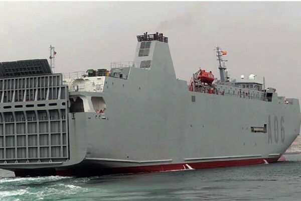 El buque de transporte logístico Ysabel, de la Armada Española - Sputnik Mundo