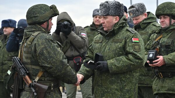 El entrenamiento Resolución Aliada 2022, de las fuerzas conjuntas de Rusia y Bielorrusia - Sputnik Mundo