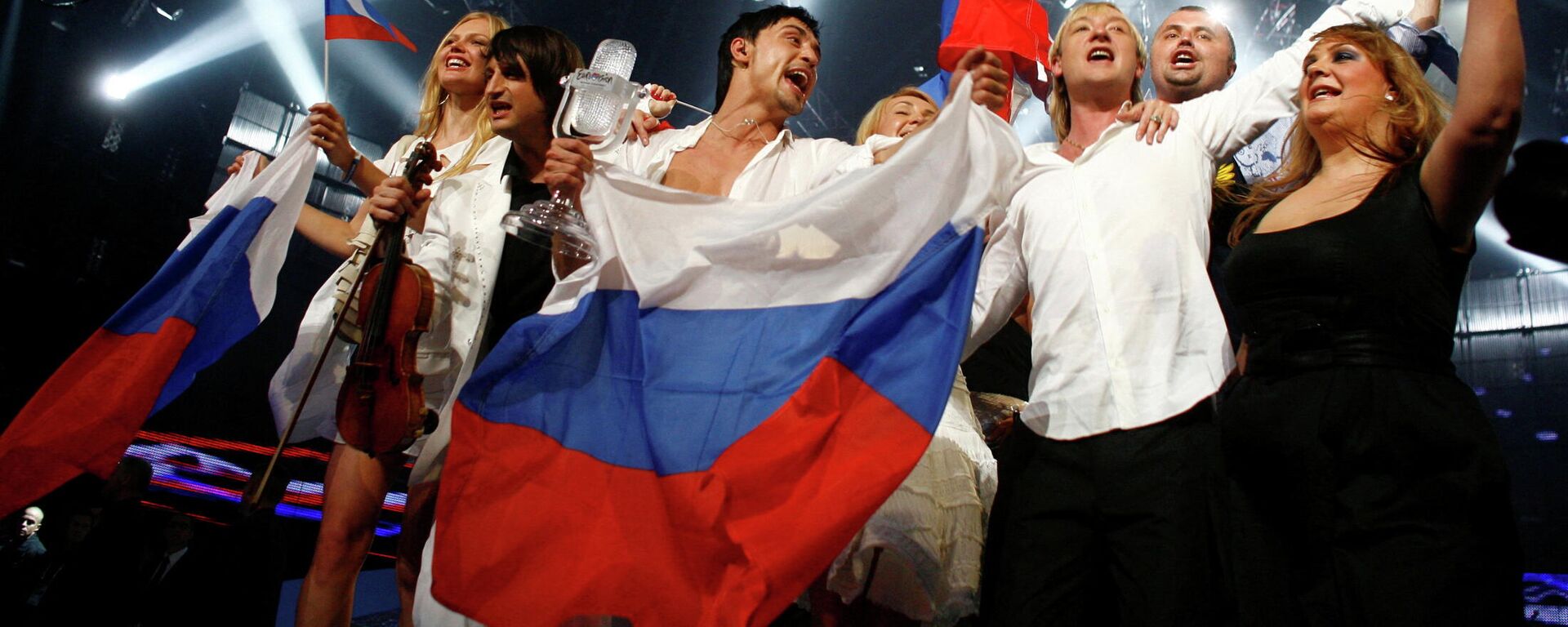 Dima Bilan de Rusia después de ganar el Festival de la Canción de Eurovisión en Belgrado el 24 de mayo de 2008 (archivo) - Sputnik Mundo, 1920, 25.02.2022
