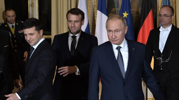 El presidente de Ucrania, Volodímir Zelenski, y el mandatario de Rusia, Vladímir Putin (archivo) - Sputnik Mundo