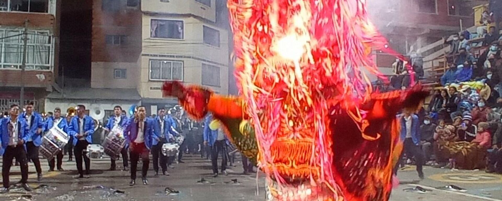 Diablos, combates rituales y estallido de colores en el carnaval de Oruro  - Sputnik Mundo, 1920, 28.02.2022