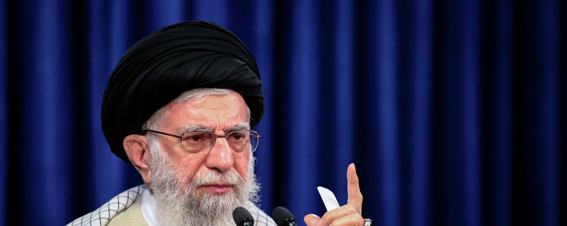 el ayatolá Alí Jameneí,  el líder supremo de Irán - Sputnik Mundo, 1920, 01.03.2022